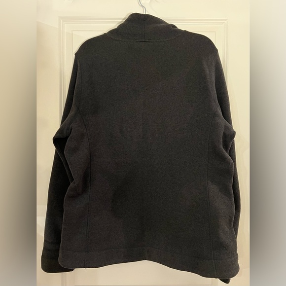 The North Face Dark Gray Fleece Jacket - Like New - Picture 4 of 8